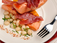 Saumon Sauvage d'argenté d'alaska  aux cocos de Paimpol  et lomo