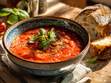 Pappa al pomodoro : la délicieuse soupe à la tomate italienne qui fait de l'ombre au gaspacho