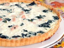 Tarte saumon et poireaux au fromage à la crème Elle & Vire