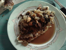 Crumble de cabillaud aux oignons.