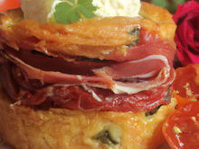 Cake tomates séchées, féta et jambon