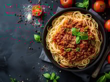 Pas le temps de cuisiner ? Voici la recette des “one pot bolo” saine et gourmande d’une diététicienne