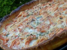 Tarte fine aux maquereaux marinés au vin blanc et sauce soja