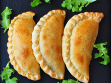 Mini-calzone farcis à la mozzarella, jambon et ricotta