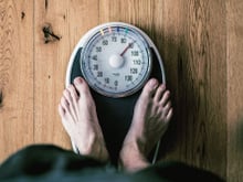 Pourquoi les Français ont pris en moyenne 2,5 kilos depuis le début du confinement ?