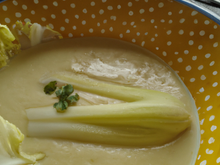 Velouté  d'endives au maroilles