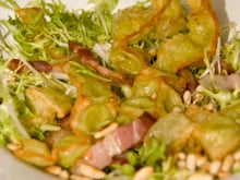 Salade de ravioles du Dauphiné en friture