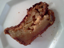 Gâteau au yaourt caramélisé aux pommes