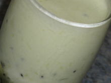 Verrine de mousse de kiwi au sirop d'agave