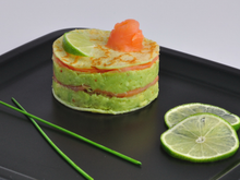 Millefeuille au saumon fumé et guacamole
