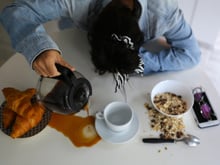 Ce choix désastreux au petit déjeuner ruine totalement vos hormones et votre énergie selon un docteur