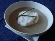 Crème de champignons façon îles flottantes