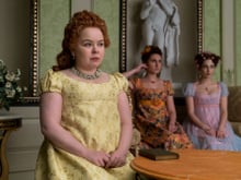 La Chronique des Bridgerton : quelle est cette boisson que les personnages dégustent lors des bals ?