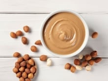 Comment faire une pâte à tartiner façon Kinder bueno avec seulement 2 ingrédients