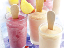 Sucettes glacées aux fruits