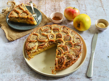 Tarte aux pommes façon cinnamon rolls : notre recette réconfortante parfaite pour l'automne