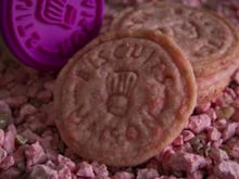 Les biscuits fait maison aux pralines roses et cranberries