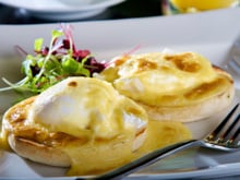 Œuf de poule mollet, Mousseline de carottes jaunes aux échalotes grises de Champagne