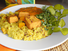 Nuggets de tofu au curry et son risotto aux légumes