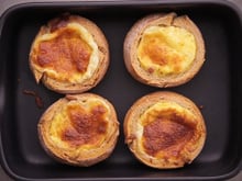 Mini-quiches en coque de pain