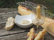Anchoiade au chèvre
