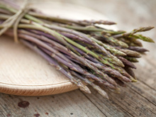 Asperges sauvages, responchons : où les trouver, comment les cueillir et les cuisiner ?