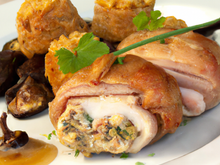 Chapon farci au foie gras et coquillette