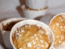 Muffins à la compote de pommes-ananas et vanille et flocons d'avoine