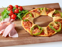 Pizza soleil aux poivrons, jambon et mozza