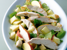 Salade de poulet aux deux pommes