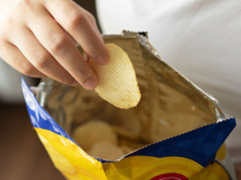 Les paquets de chips ne sont remplis qu'à moitié : voici pourquoi !