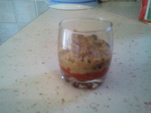 Caviar d'aubergine sur coulis de tomate