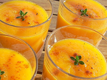 Soupe glacée carottes, ananas et cumin  
