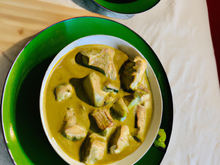 Curry vert de porc au lait de coco aux pommes fondantes