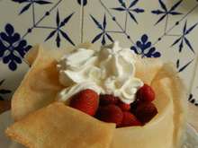 Croustillants de fraises à la crème