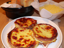 Mont d'or chaud et ses rostis