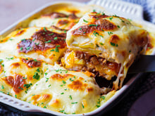 L'astuce magique pour une moussaka très gourmande mais beaucoup moins grasse