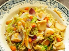 Chou, saint jacques et haddock au bouillon Ariaké