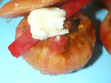 Tomate farcie à l'aubergine et au poivron