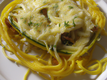 Bucatinis aux courgettes et fromage fumé