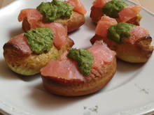 Madeleine au pesto et saumon