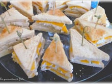 Mini club sandwich à la crème de poulet