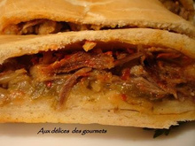 Brioche roulée à la viande d'agneau et au fromage