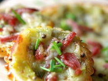 Tartelettes feuilletées aux poireaux, Comté et Bacon