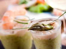 Mousse d'asperges aux crevettes