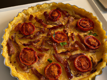 Tarte à la tomate et lardons