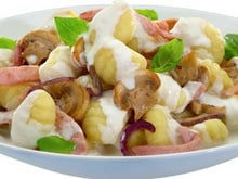 Gnocchis crémeux aux lardons et champignons