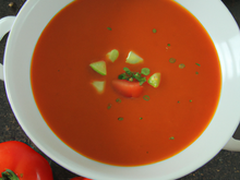 Soupe de tomates aux pommes