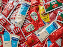 Les dosettes de sauces vont disparaître chez Mc Do et Burger King : voici pourquoi