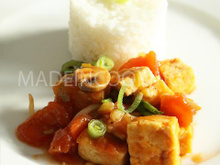 Tofu sauté aux tomates